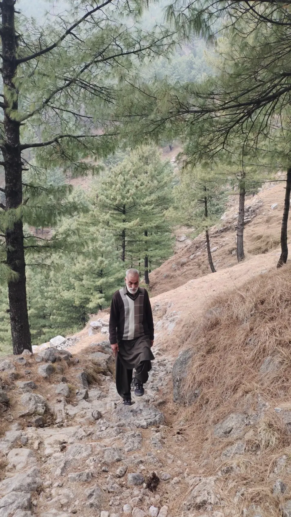 Mandroch Kalan to Kala Pani: RHCP hike photo 9 of 18