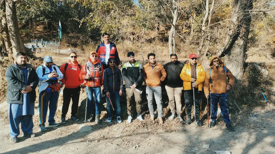 Sabal Forest to Beeran Gali: RHCP hike photo 1 of 18