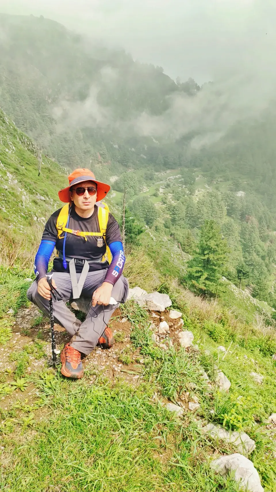 Thandiani (Barmi Gali) to Jhafar: RHCP hike photo 13 of 18
