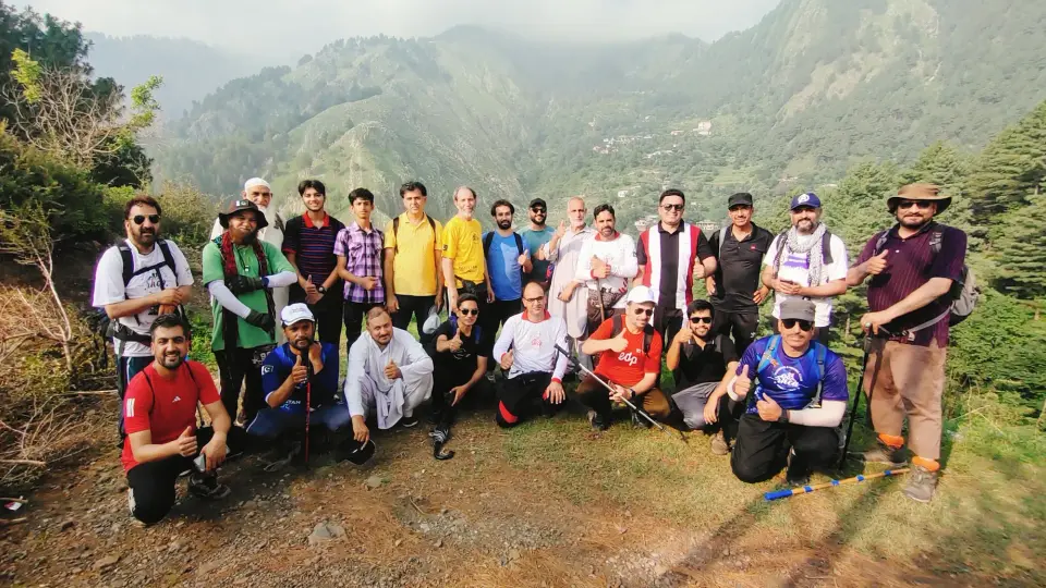 Thandiani (Barmi Gali) to Jhafar: RHCP hike photo 16 of 18