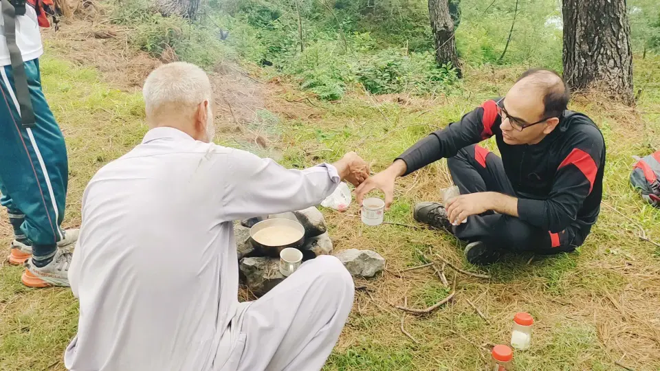 Barmi Gali to Jhafar: RHCP hike photo 6 of 18