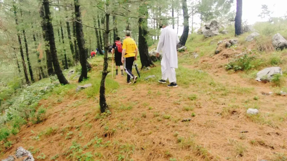Barmi Gali to Jhafar: RHCP hike photo 7 of 18