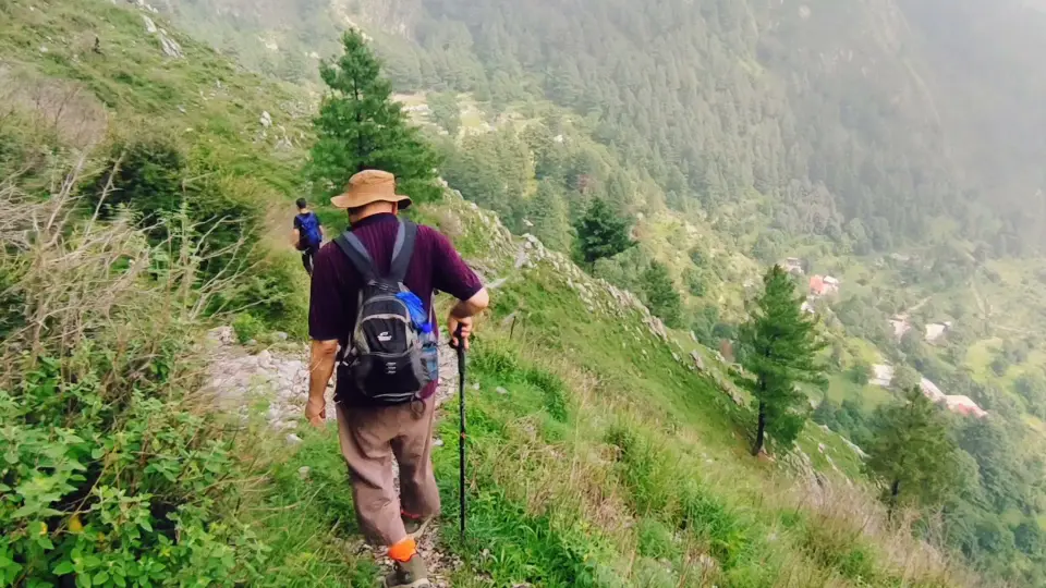 Barmi Gali to Jhafar: RHCP hike photo 17 of 18
