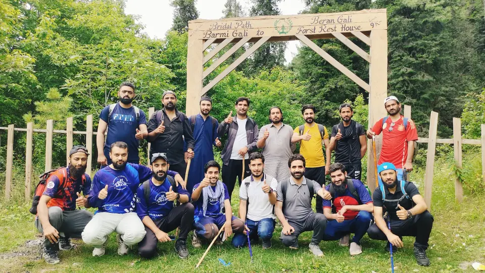 Thandiani to Nathia Gali: RHCP hike photo 2 of 18